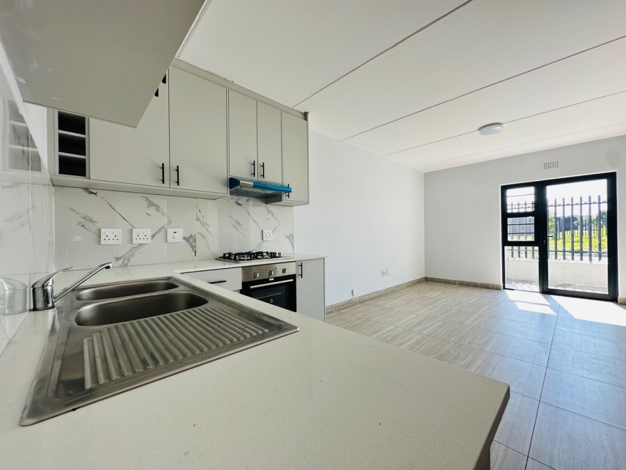 2 Bedroom Property for Sale in Parklands North Western Cape